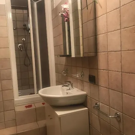 Apartment Just Close To The In Bellagio